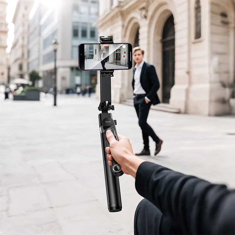 Smart holder “K32 Soporte” quadropod face tracking